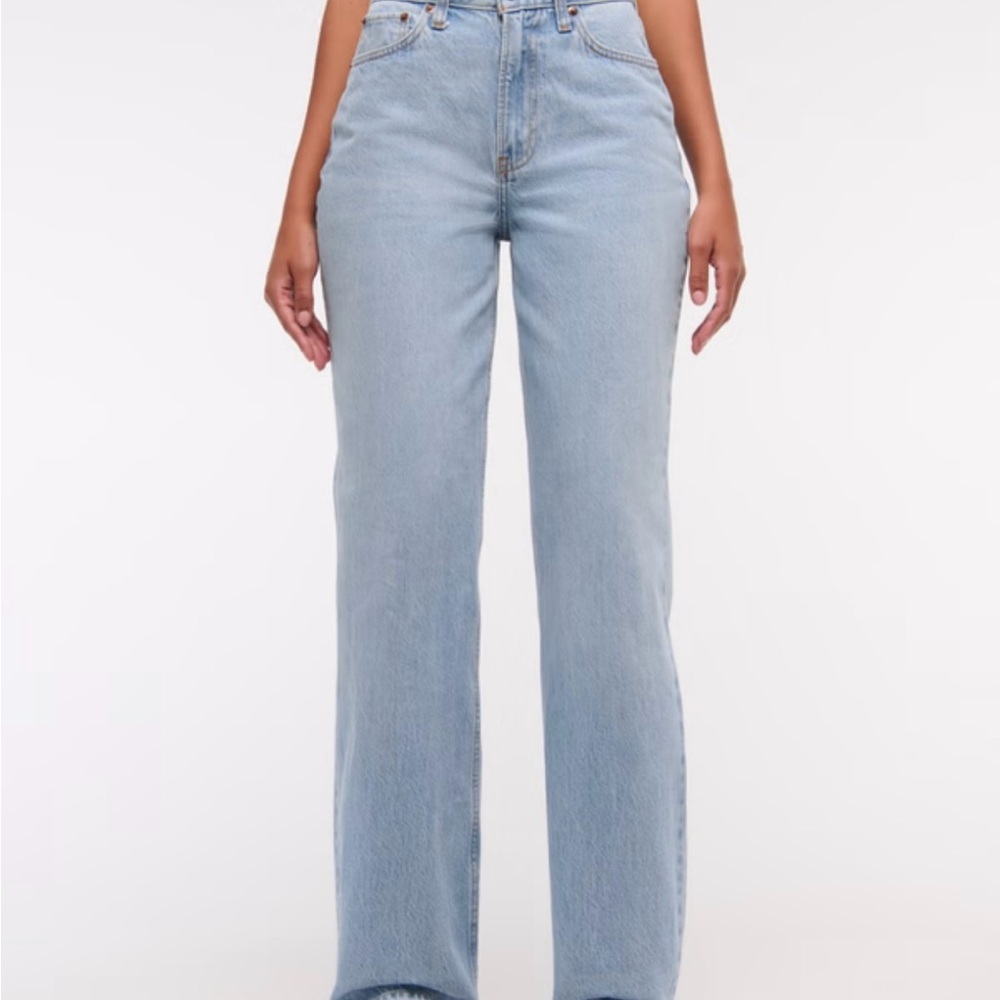 Abercrombie Curve Love High Rise Loose Jean Medium Wash Size 32